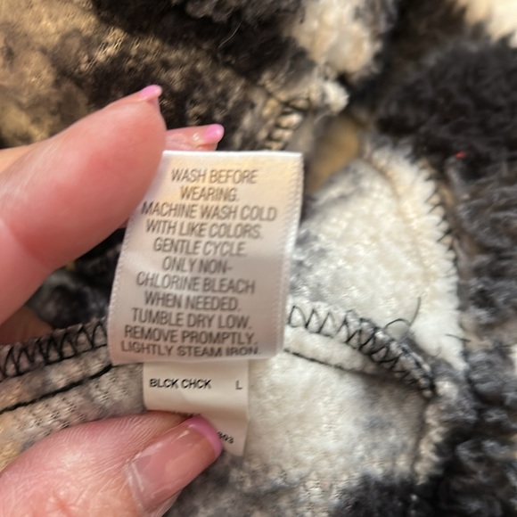 Croft & Barrow sweater - Picture 8 of 8